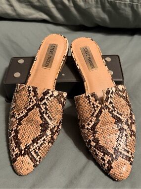 Steve Madden Snake-Print Slip-On Mules in Tan and Brown